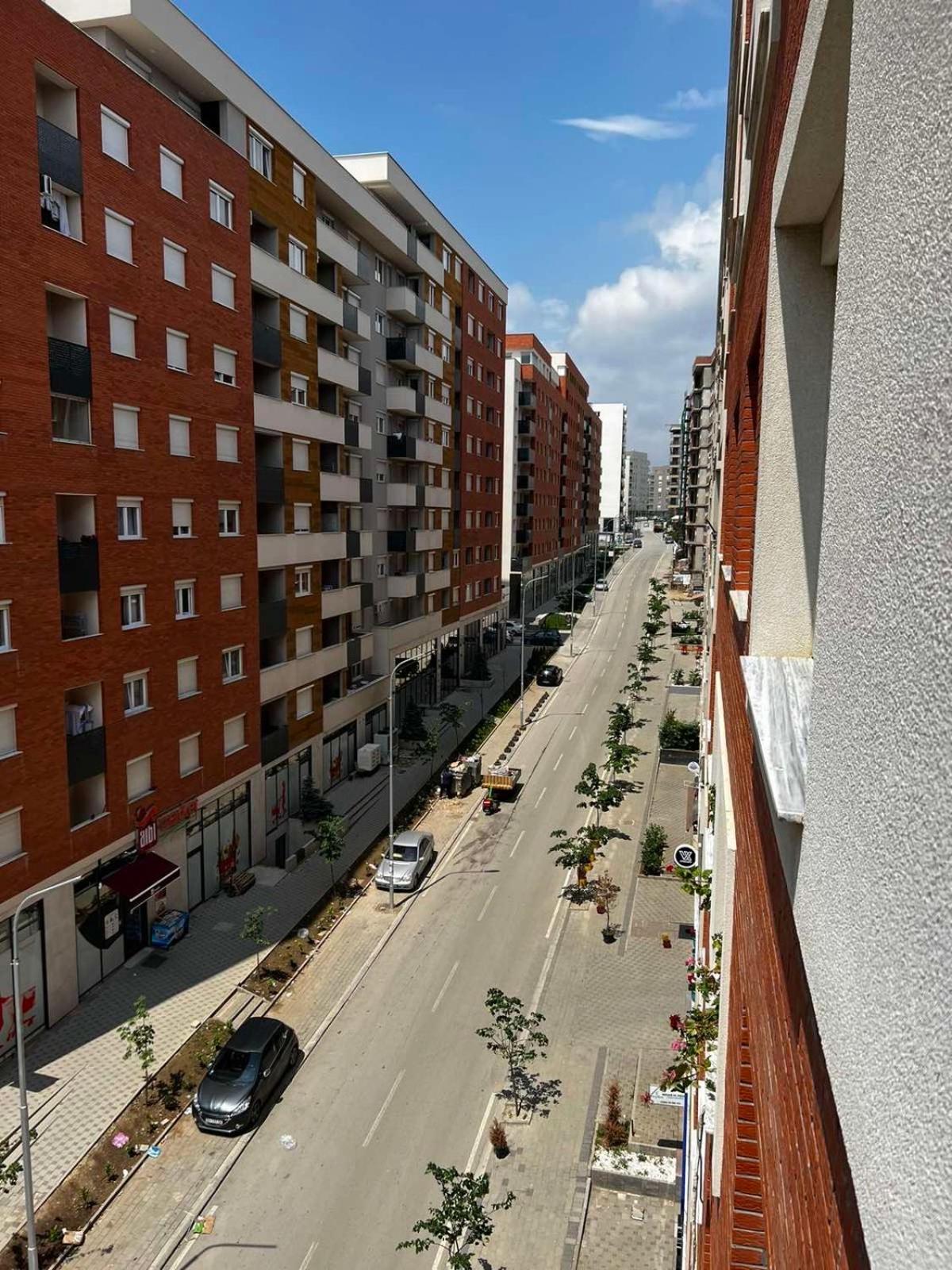 Blini Complex Apartment Пристина Екстериор снимка