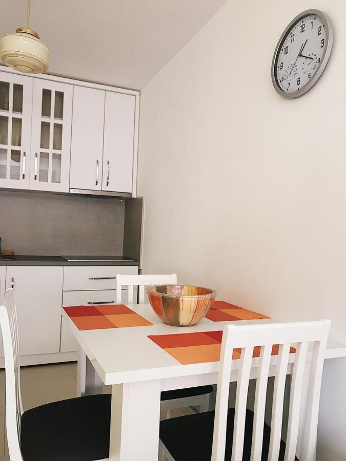 Blini Complex Apartment Пристина Екстериор снимка