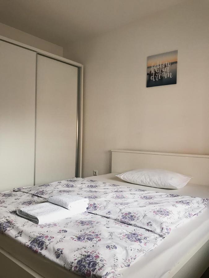 Blini Complex Apartment Пристина Екстериор снимка
