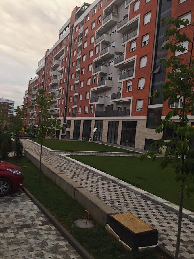 Blini Complex Apartment Пристина Екстериор снимка